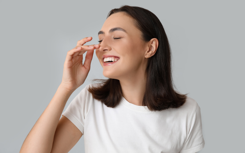 Cách vệ sinh mũi sau nâng mũi tại nhà để nhanh lành, đẹp tự nhiên