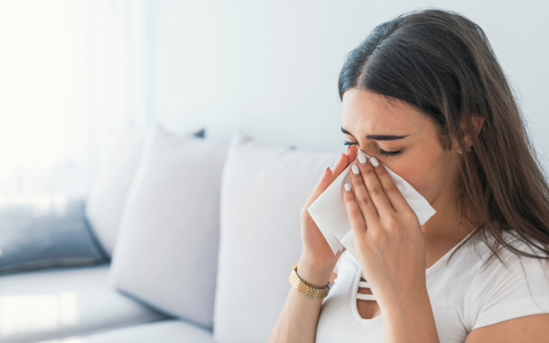 Viêm mũi dị ứng có nên phẫu thuật nâng mũi hay không?