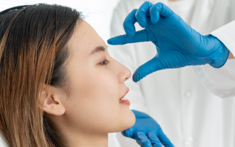 Nâng mũi có đau không? Giải đáp mọi thắc mắc từ Dr. Thanh Vũ